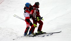 Riesch prva, Ana i Nika solidne