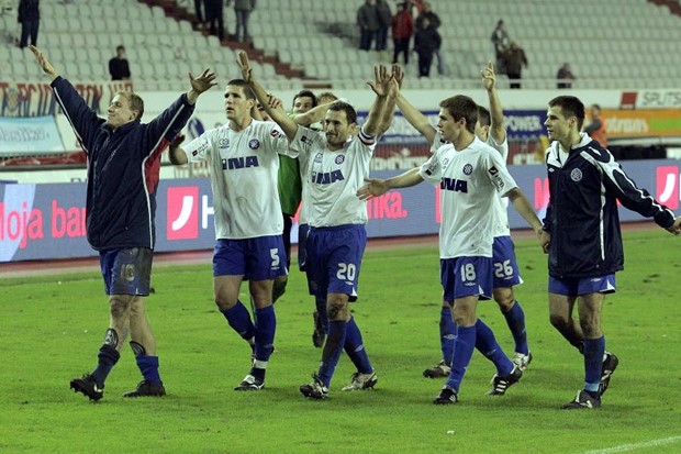 Hajduk pobijedio, Rosso debitirao