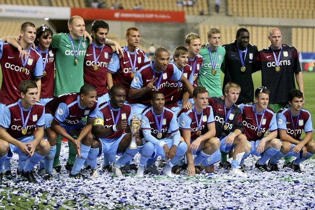 Video: Villa s bijele točke do trofeja