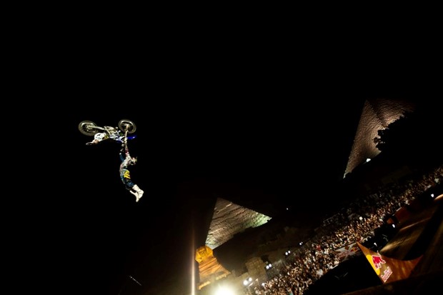 X-Fighters spektakl u Gizi