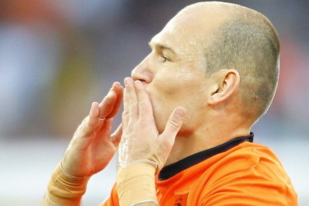 Robben i Sneijder srušili Slovačku