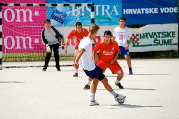 Gradska organizacija Zagreb organizira 1. malonogometni humanitarni turnir 'Crveni križ za Klaićevu'