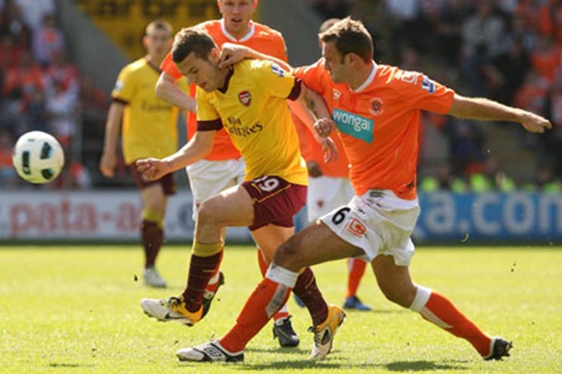 Arsenal uspješno kroz Bloomfield Road