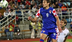 Jelavić debitirao, Evertonu bod u Wiganu