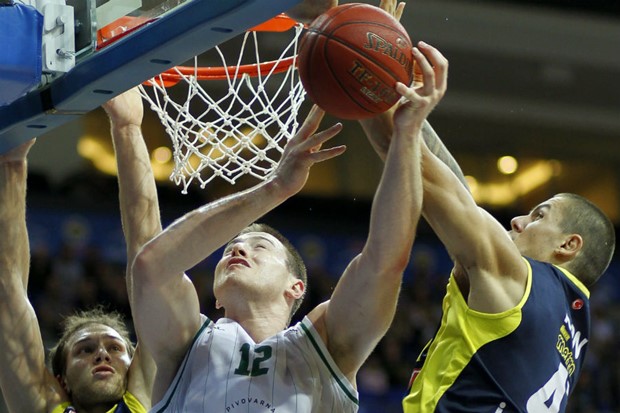 Bogdanović povukao Fener protiv Ljubljančana, suigrači pratili