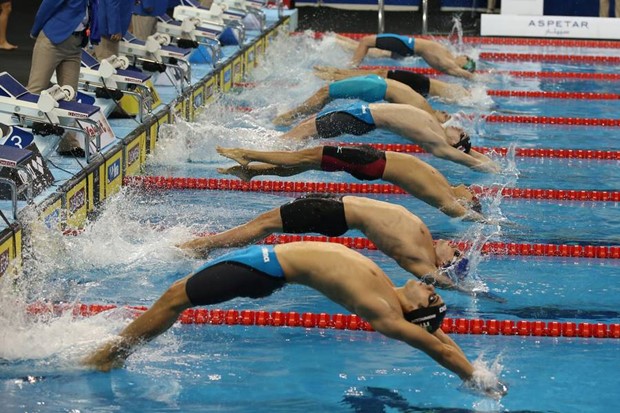 Anton Lončar bez finala na 200 leđno, završio 13. u Europi