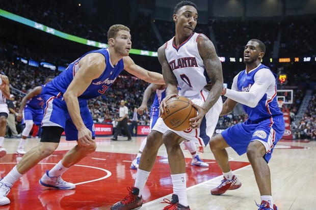 Video: Lakersi bez Bryanta šokirali Warriorse, Hawksi preokrenuli protiv Clippersa