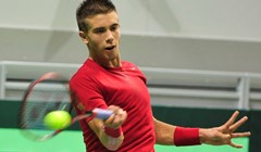 Ćorić propustio dva seta prednosti, Troicki preokretom odveo Srbiju na bod do pobjede