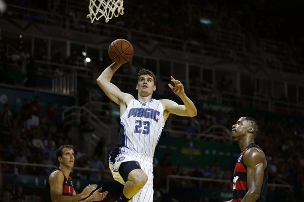 Hezonja dvoznamenkast u tijesnom porazu Orlanda, Cavsi pregazili Memphis