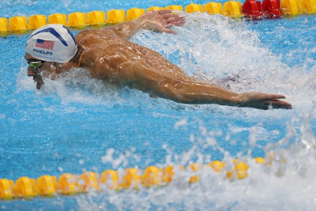 Michael Phelps pobijedio na 200 mješovito i postao prvi sa zlatom u istoj disciplini na četirima OI