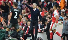 Uprava ga podržala, Arsene Wenger ostaje još dvije godine u Arsenalu