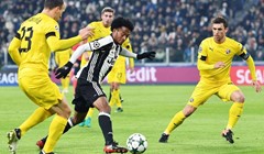 Juventus potvrdio ostanak Cuadrada, ugovor potpisan do 2020. godine