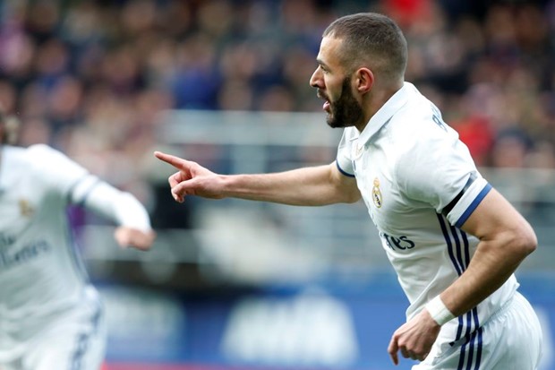 VIDEO: Real Madrid uz dva gola Benzeme apsolvirao gostovanje kod Eibara za povratak na vrh