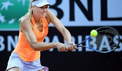 Maria Šarapova predala meč u Shenzenu, Australian Open pod znakom pitanja