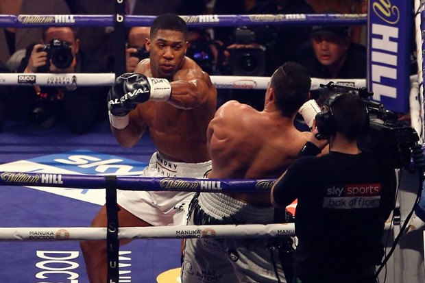 Anthony Joshua jednoglasnom odlukom sudaca svladao Parkera i uzeo titulu po još jednoj verziji