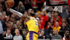 VIDEO: Lakersi u posljednjoj četvrtini slomili Maverickse, Žižić jedini Hrvat na parketu