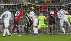 Bologna rutinski svladala Cagliari, Bradarić skrivio penal