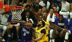 Najgori niz Gregga Popovicha, Anthony Davis vodio Lakerse do pobjede