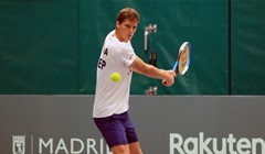Nino Serdarušić nastavio pohod i prošao u finale turnira u Oeirasu