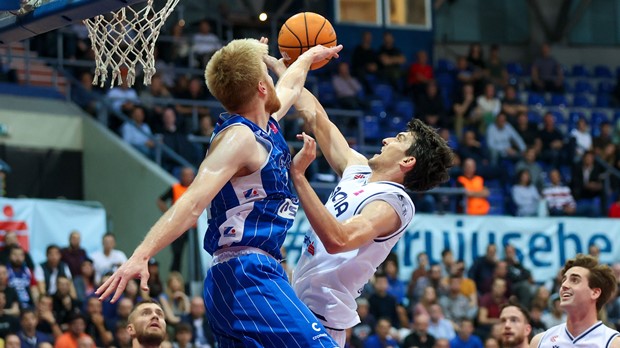 Cibona se oporavila od poraza u prvom susretu, Zadar na domaćem terenu ide po titulu