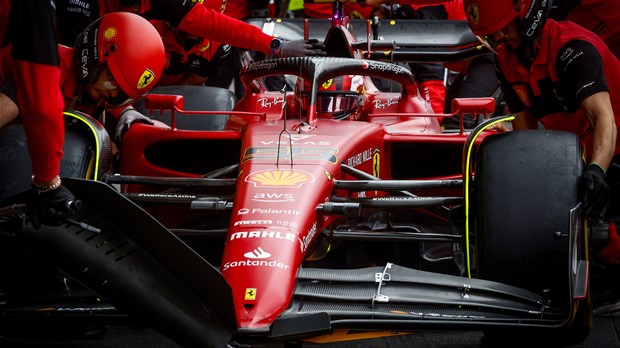 Verstappen najbrži u kvalifikacijama, ali Sainz starta prvi