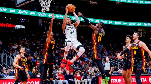 Bucksi u produžetku svladali oslabljene Celticse, Durant promatrao pobjedu Sunsa