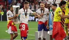 Rakitić ostao bez trenera, Mendilibar dobio otkaz
