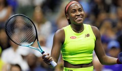 Gauff u dva seta do finala US Opena, prosvjednici prekinuli meč na skoro sat vremena