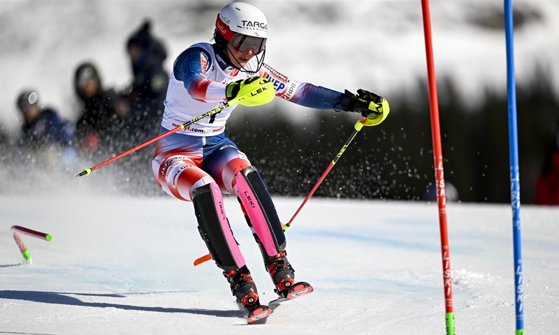 Zrinka Ljutić treća nakon prve slalomske vožnje u Saalbachu, vodi Swenn Larsson