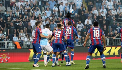 Jadranski derbi obilježava osmo kolo SuperSport HNL-a, Rijeka i Hajduk potvrđuju dobru formu