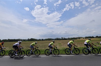 Mads Pedersen povukao se s Tour de Francea nakon teškog pada