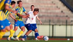 [VIDEO] Hajduk protiv Šahtara rano poveo pa primio naivan pogodak iz prekida