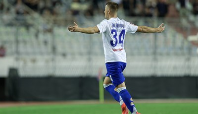 Hajduk krenuo poklonom obrane, Livaja i Durdov ipak ga odveli do velike pobjede